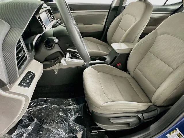 Used 2019 Blue Hyundai SEL image 9