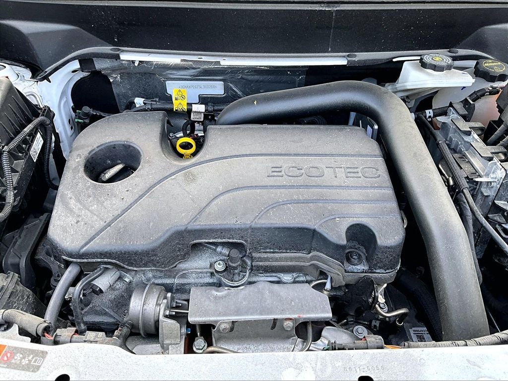 Used 2025 White Chevrolet LT image 27