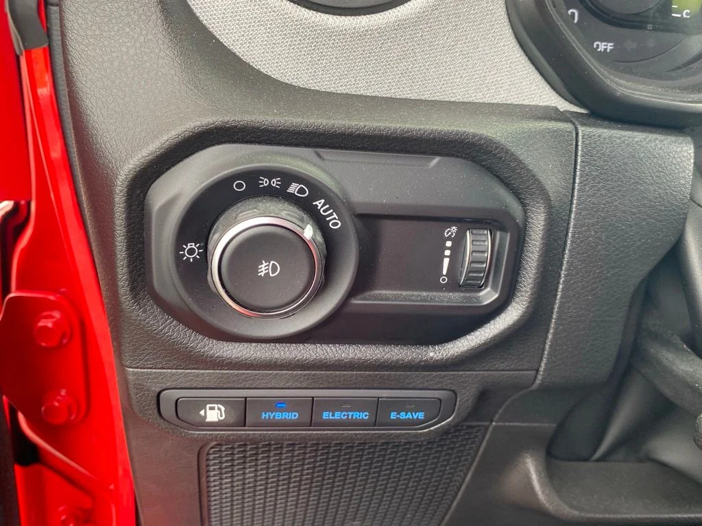 Used 2024 Red Jeep Sport S 4xe image 27
