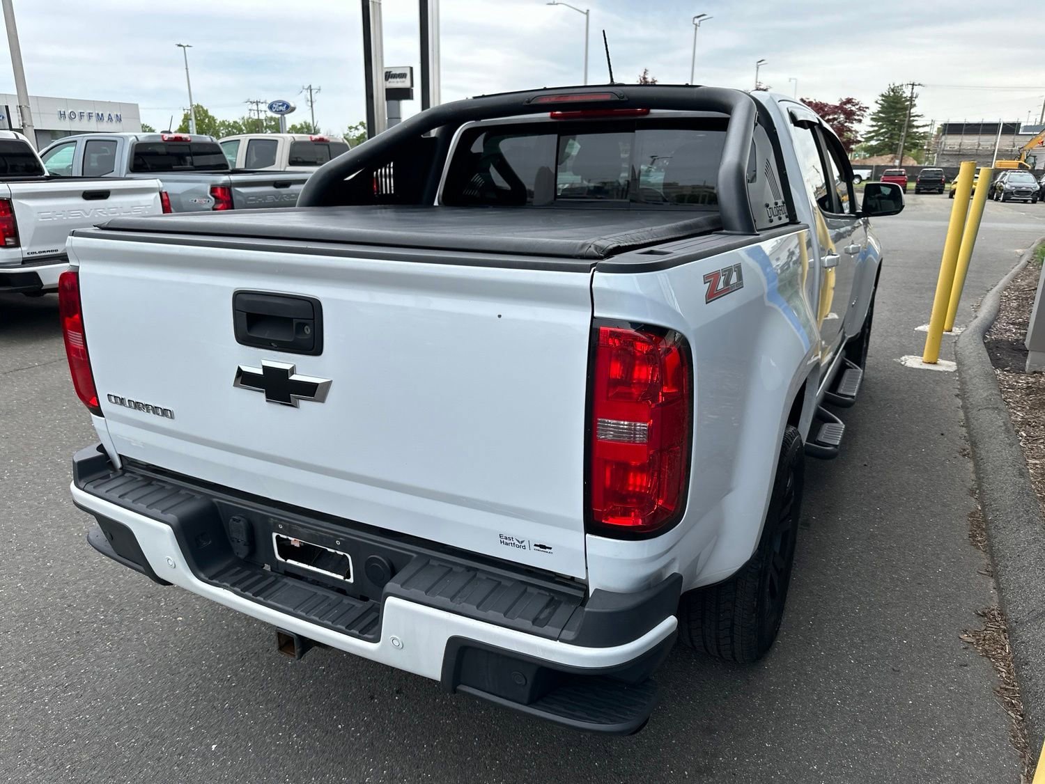 Used 2019 Summit White Chevrolet Z71 with Trailering Package - Bed Liner - Skid Plate Package - Off-Road Sport Bar - Premium Sound image 5