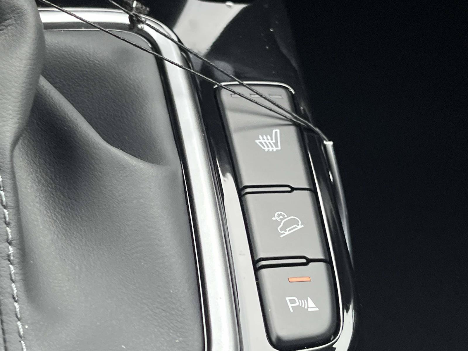 New 2026 Snow White Pearl Kia EX image 29