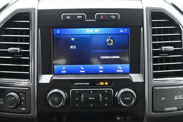 Used 2021 Black Ford XLT image 19