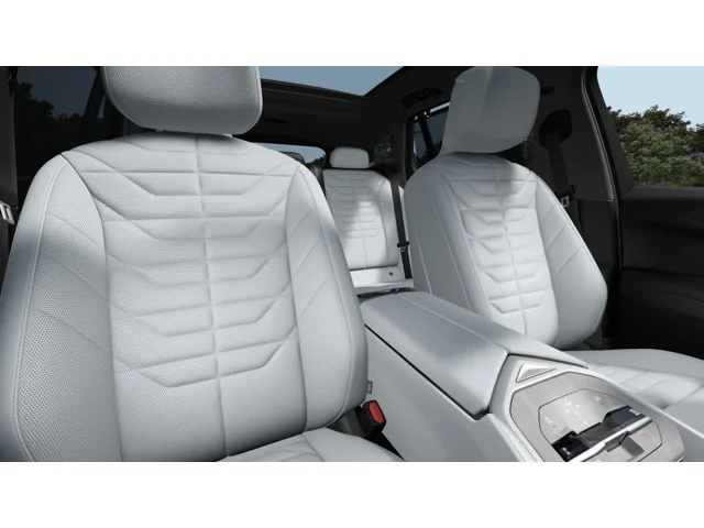 New 2027 Black Sapphire Metallic BMW  image 11