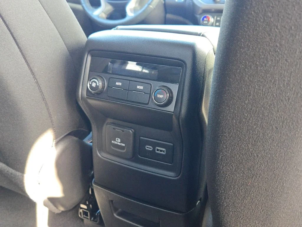 2023 GMC Acadia AT4 - Photo 11