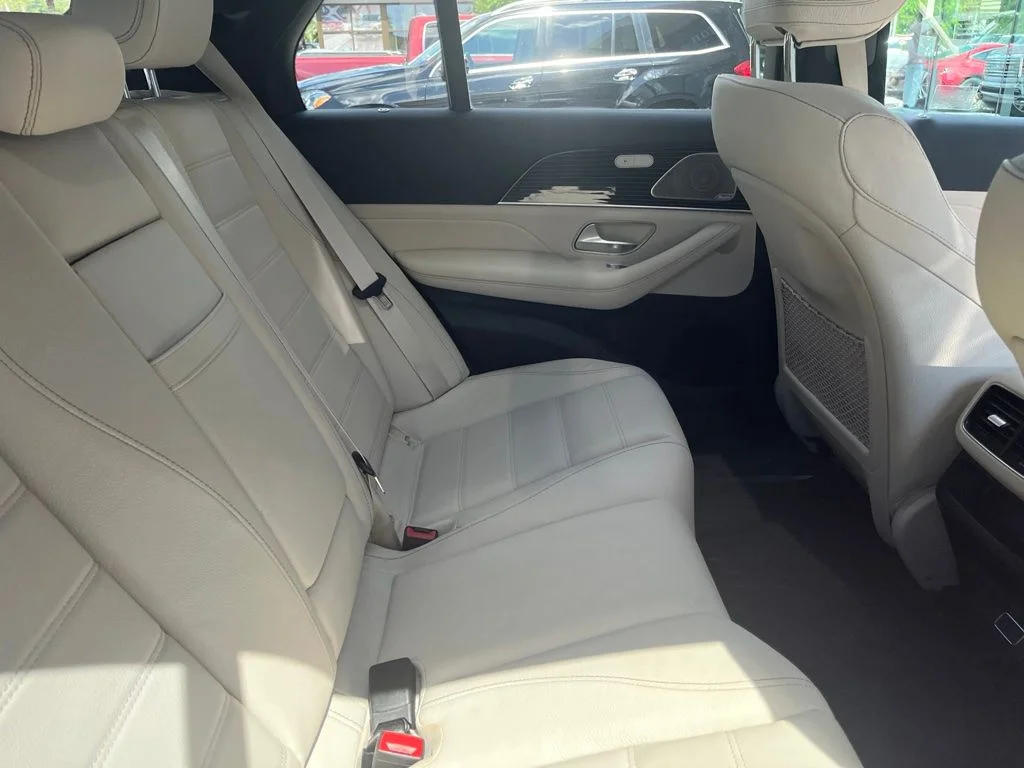 Certified Used 2024 Polar White Mercedes-Benz GLE 450e image 9