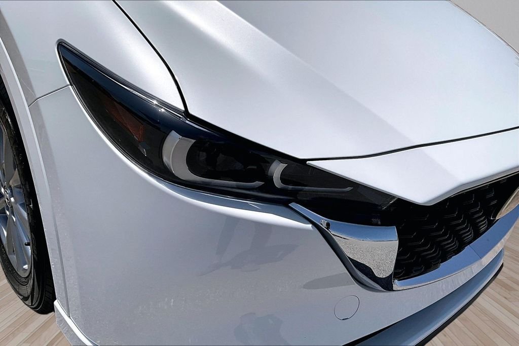 Used 2025 White Mazda 2.5 S Preferred Package image 28