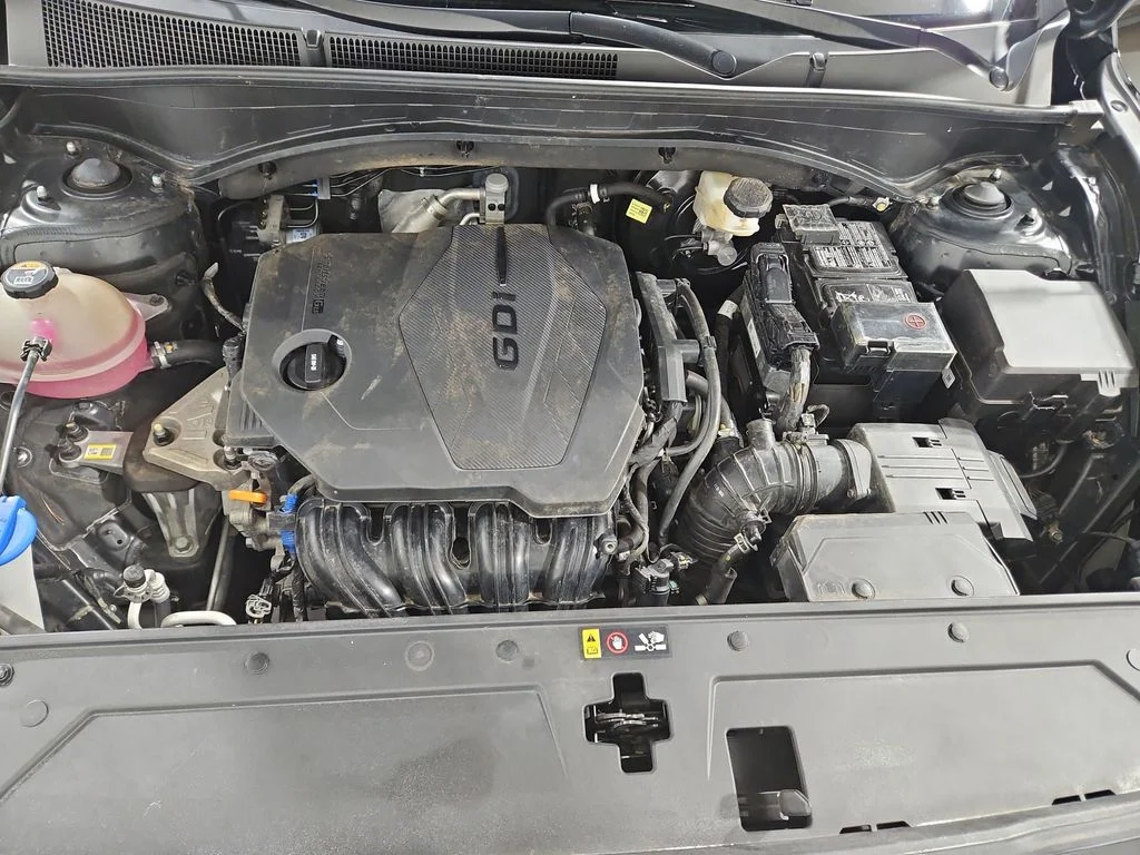 Used 2021 Twilight Black Hyundai SEL image 21