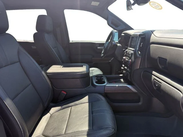 Used 2022 Black Chevrolet High Country image 12