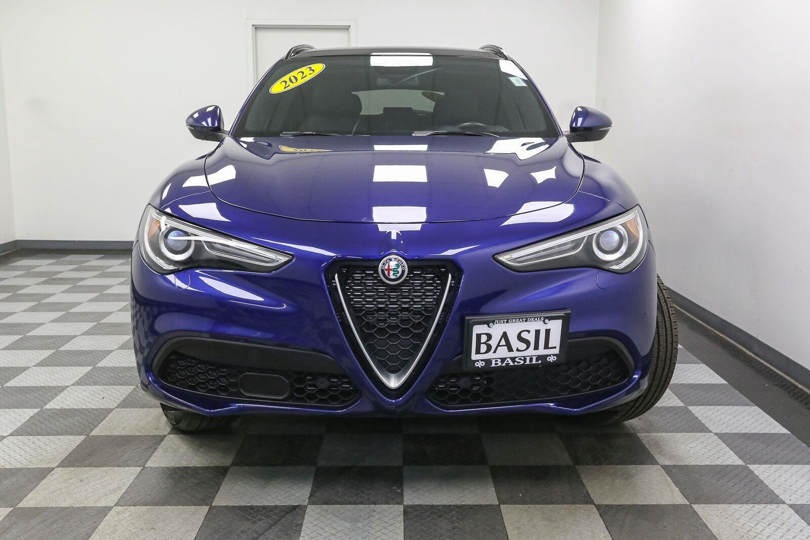 Used 2023 Anodized Blue Metallic Alfa Romeo Ti image 3