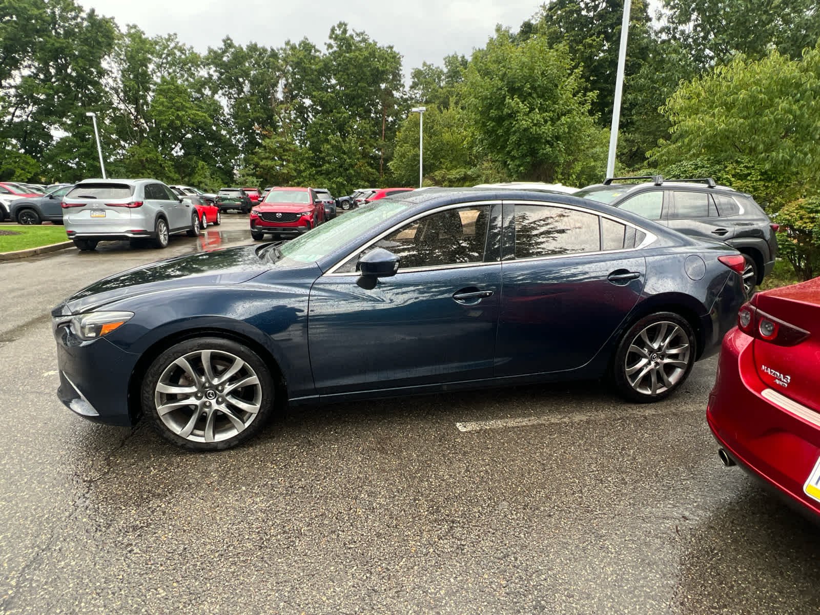 Used 2016 Deep Crystal Blue Mazda i Grand Touring image 3