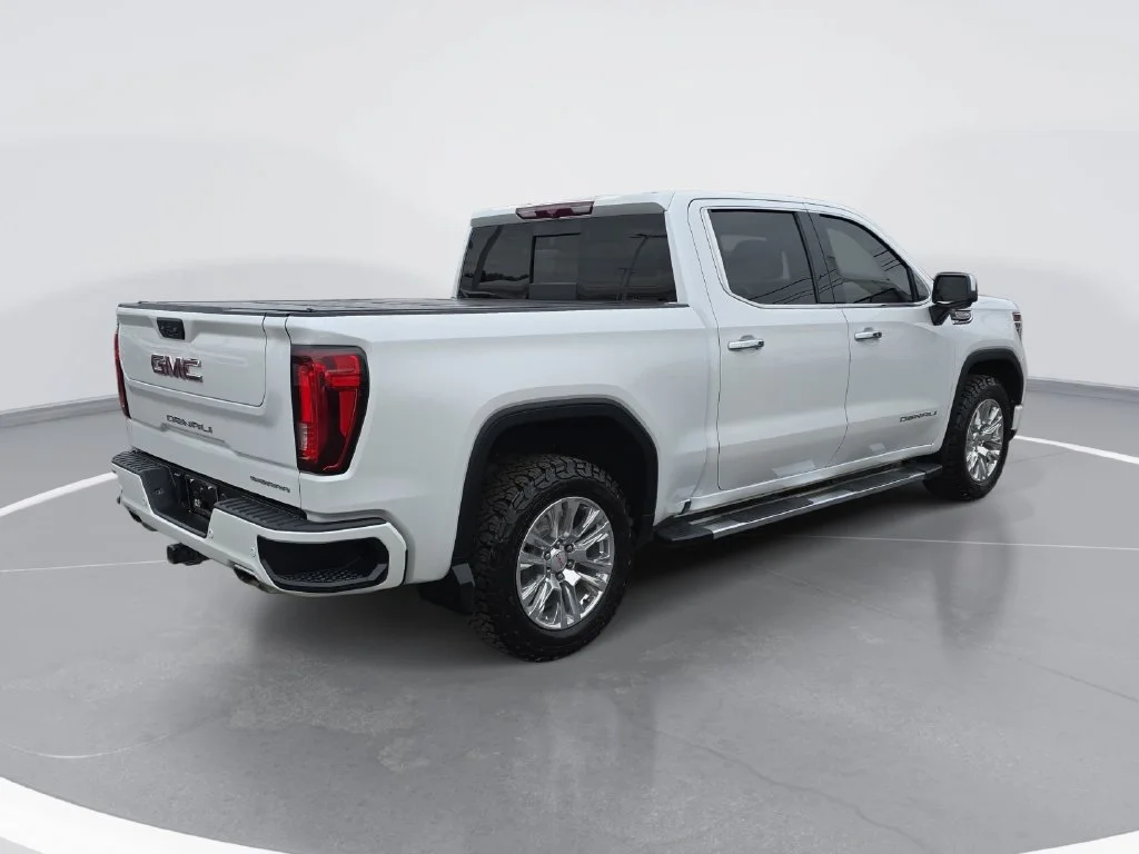 Certified Used 2023 WHITE FROST TRICOAT GMC Denali image 3