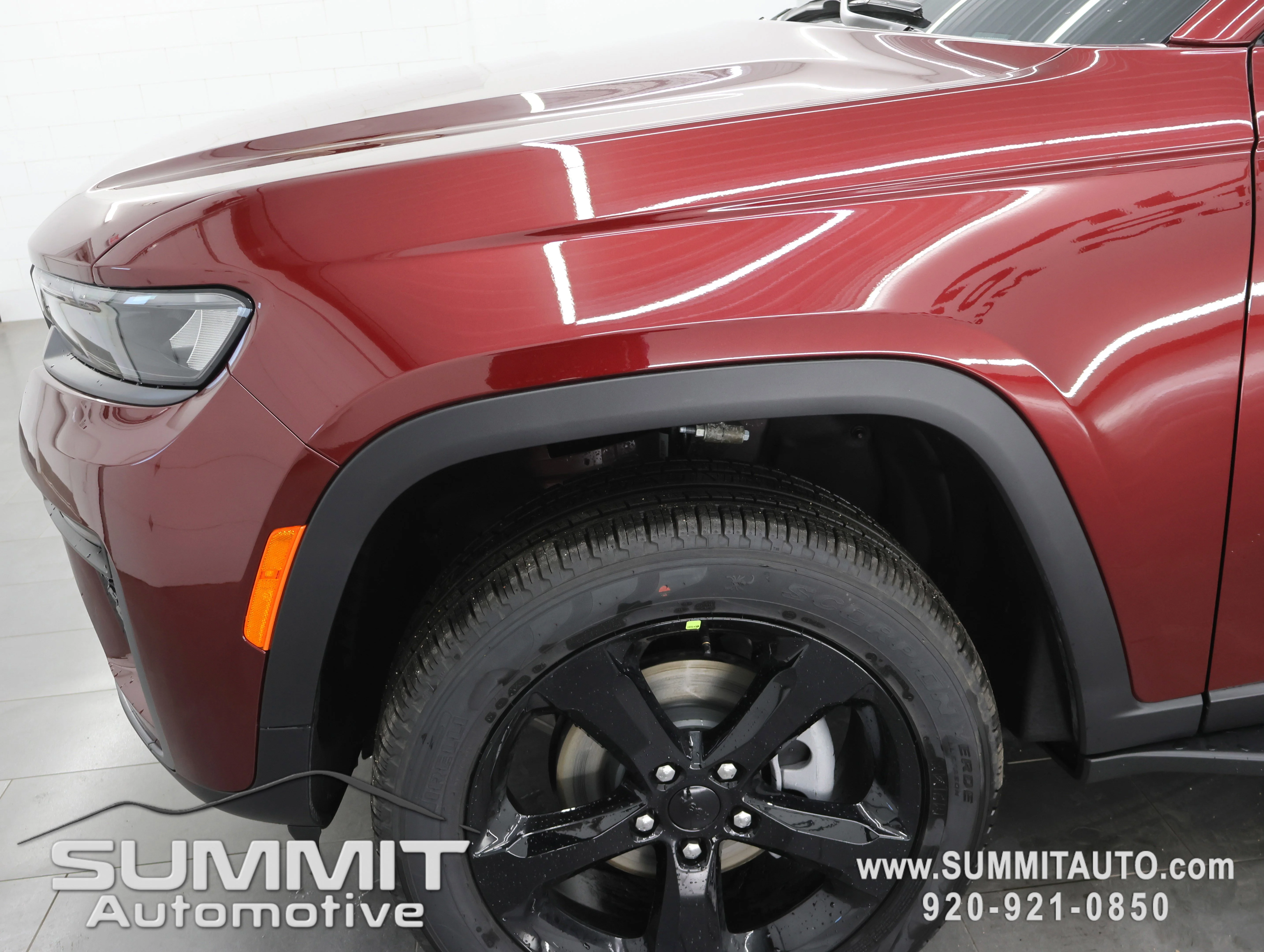 New 2026 Velvet Red Pearlcoat Jeep Limited image 33