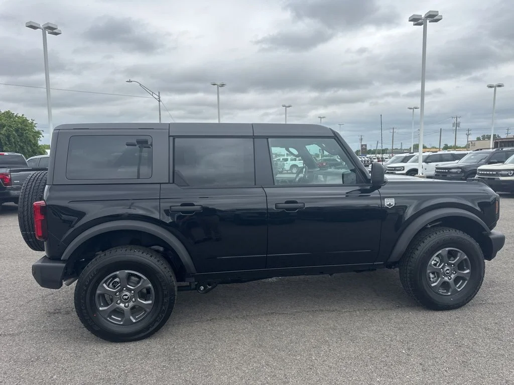New 2026 Shadow Black Ford Big Bend image 15