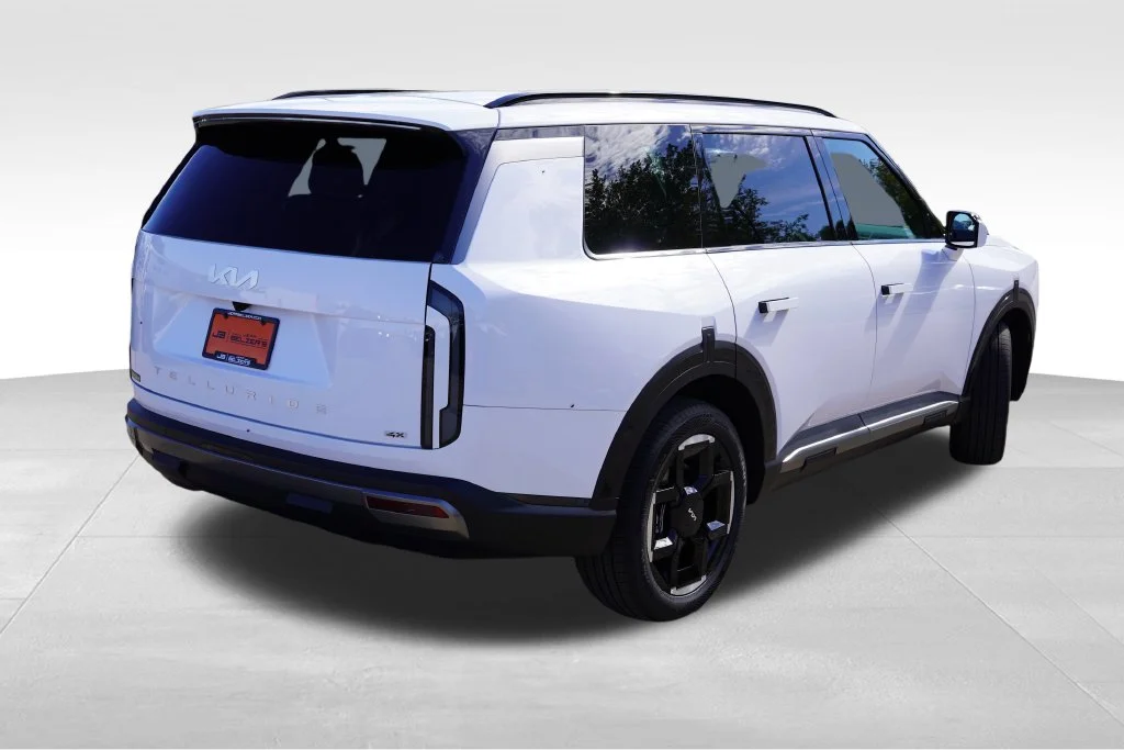 Certified Used 2027 Glacial White Kia EX image 6