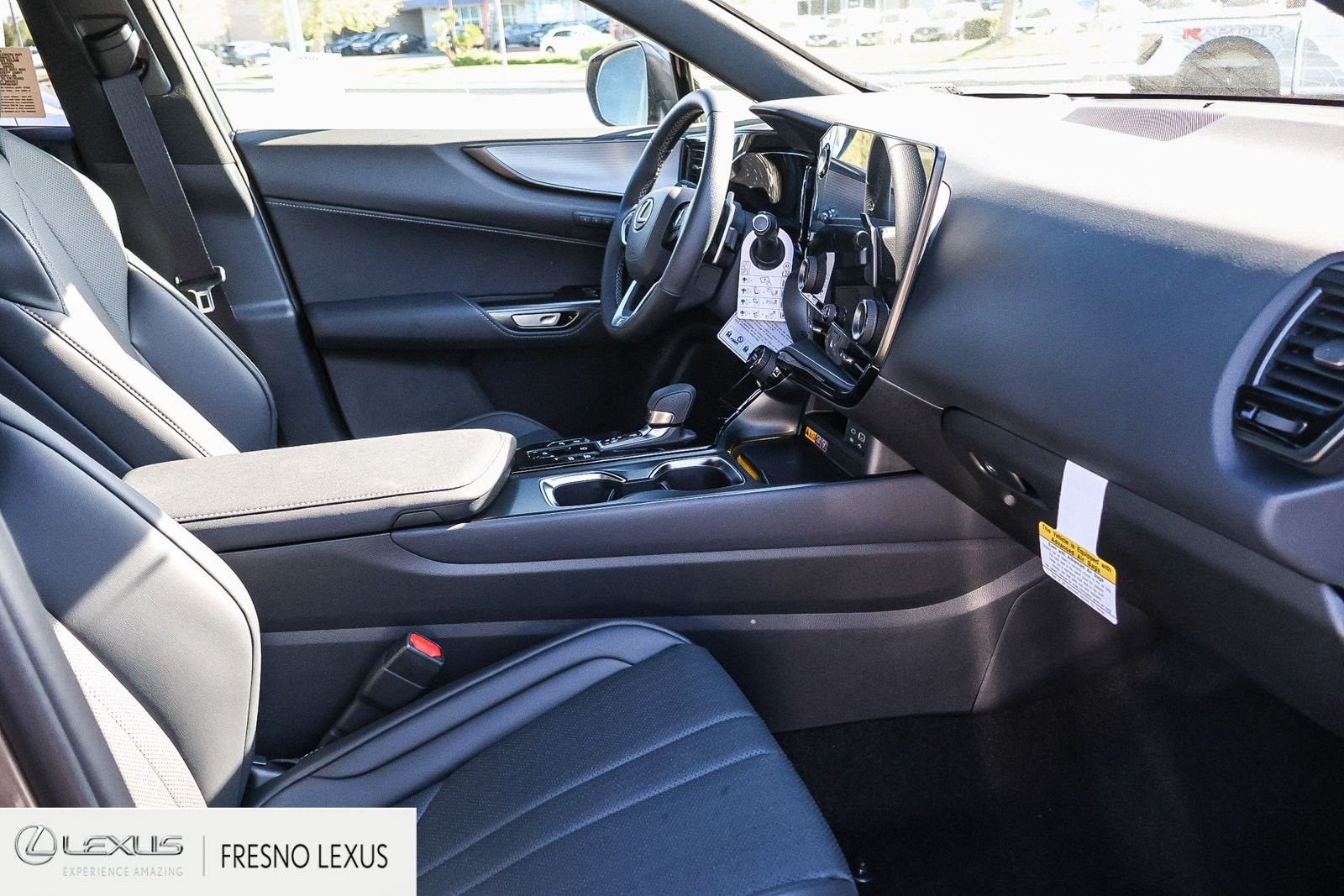 2026 Lexus NX 450h+ F-Sport - Photo 12