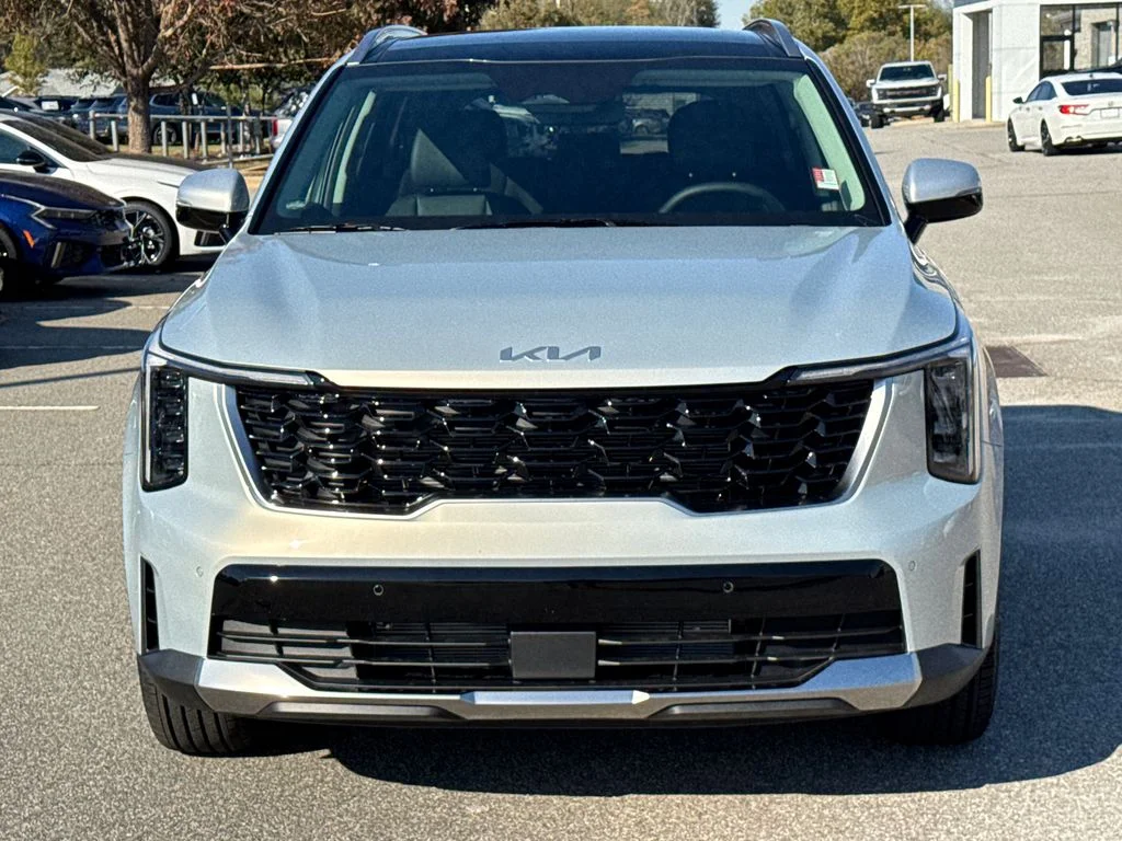 New 2026 Ivory Silver Kia S image 8