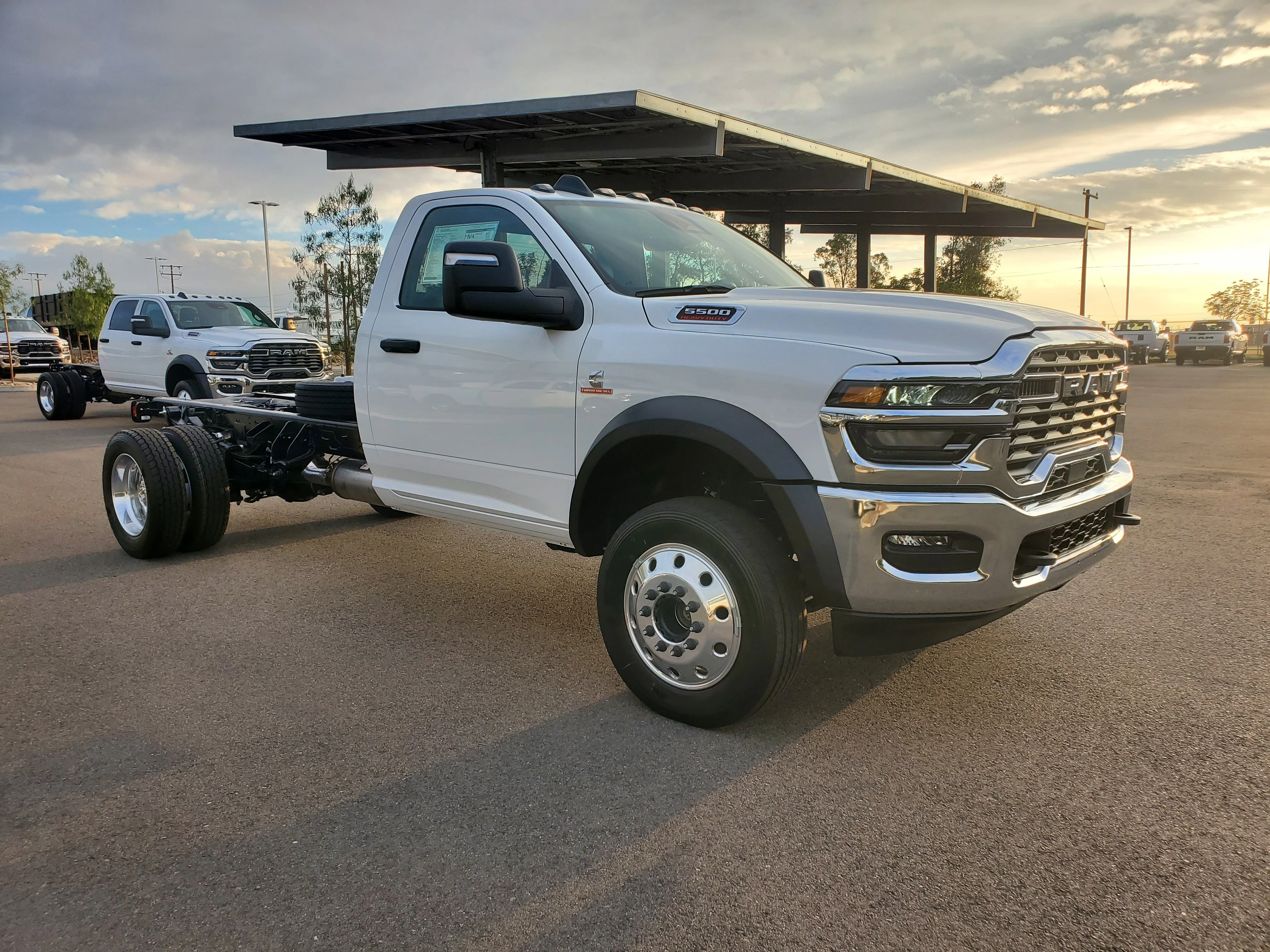 New 2026 Bright White Clear-Coat Exterior Paint RAM Tradesman image 7