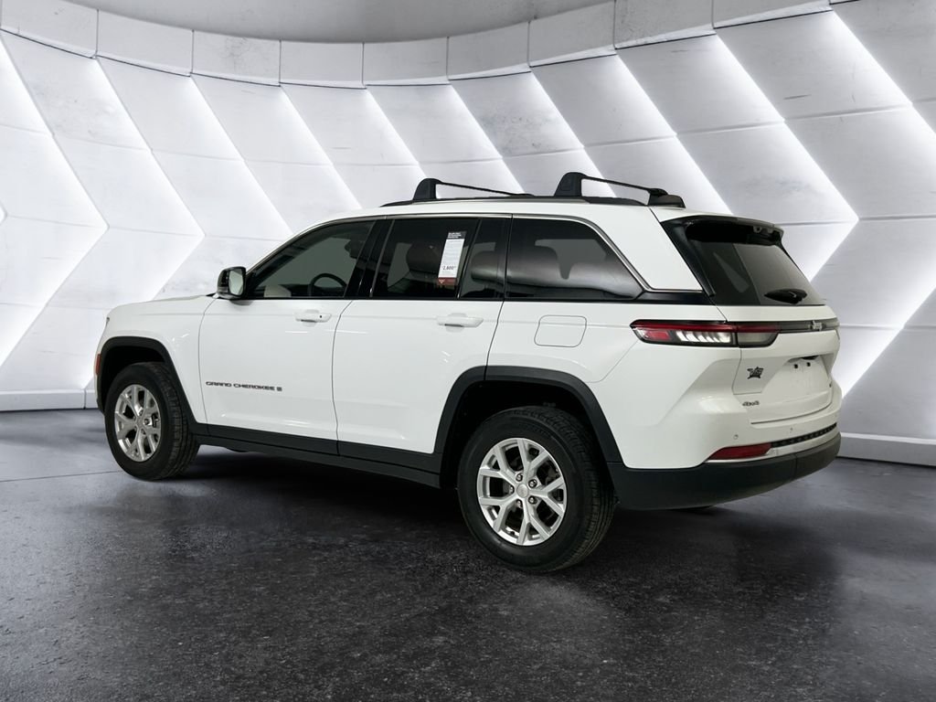 Used 2023 White Jeep Limited image 6