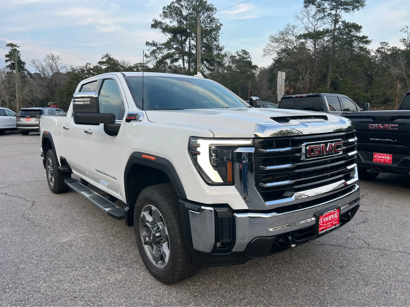 New 2026 Summit White GMC SLT image 2