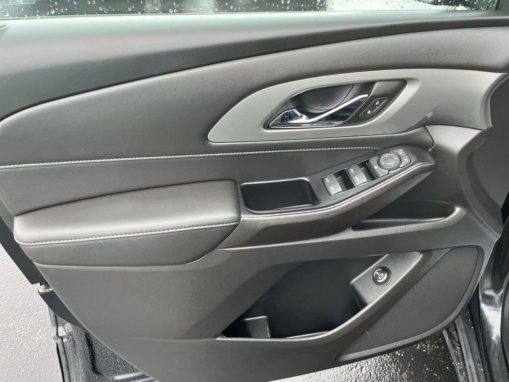 Used 2023 Black Chevrolet LT image 13