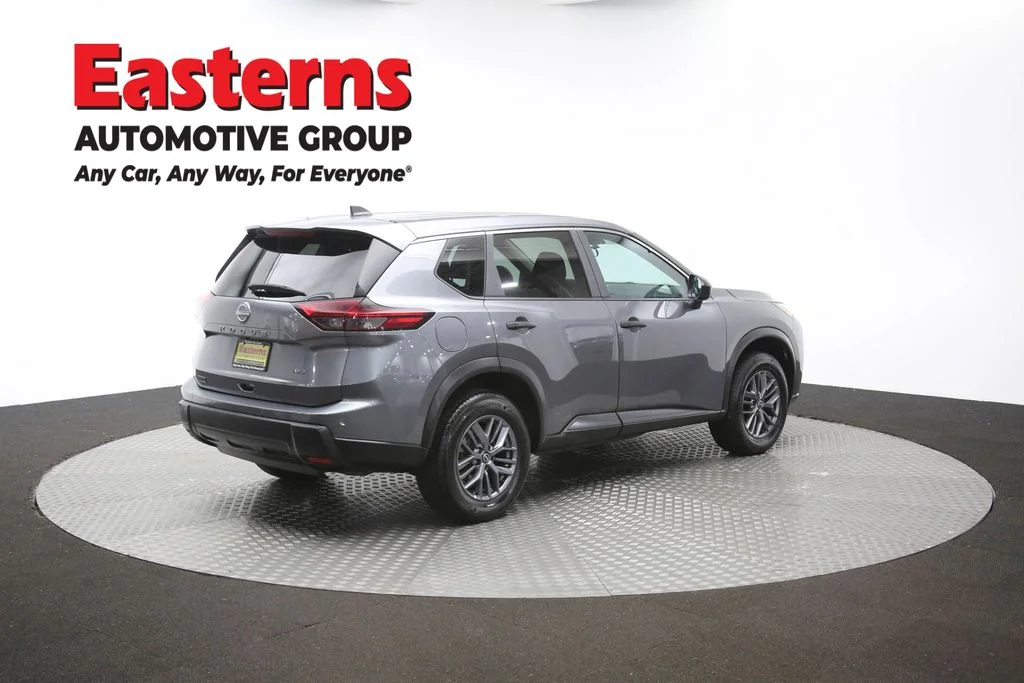 Used 2024 Gray Nissan S image 41