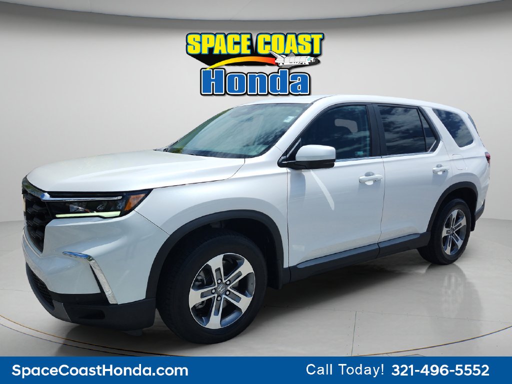 Used 2025  Honda EX-L image 6