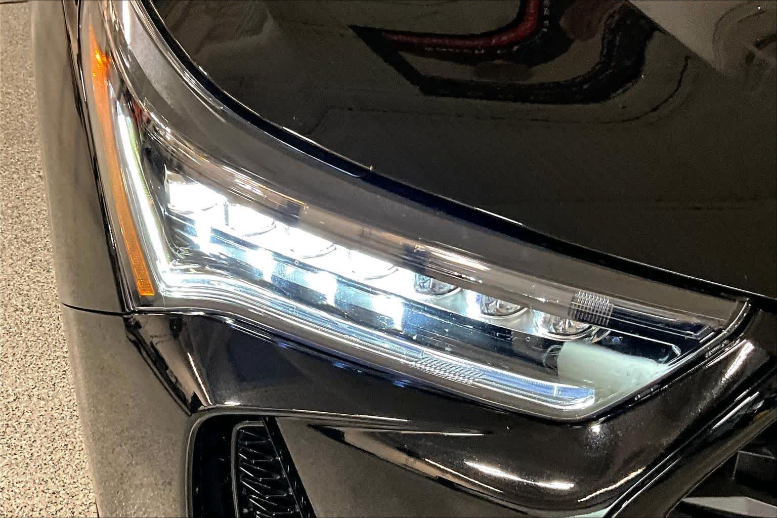 Used 2023 Majestic Black Pearl Acura w/A-Spec Package image 28