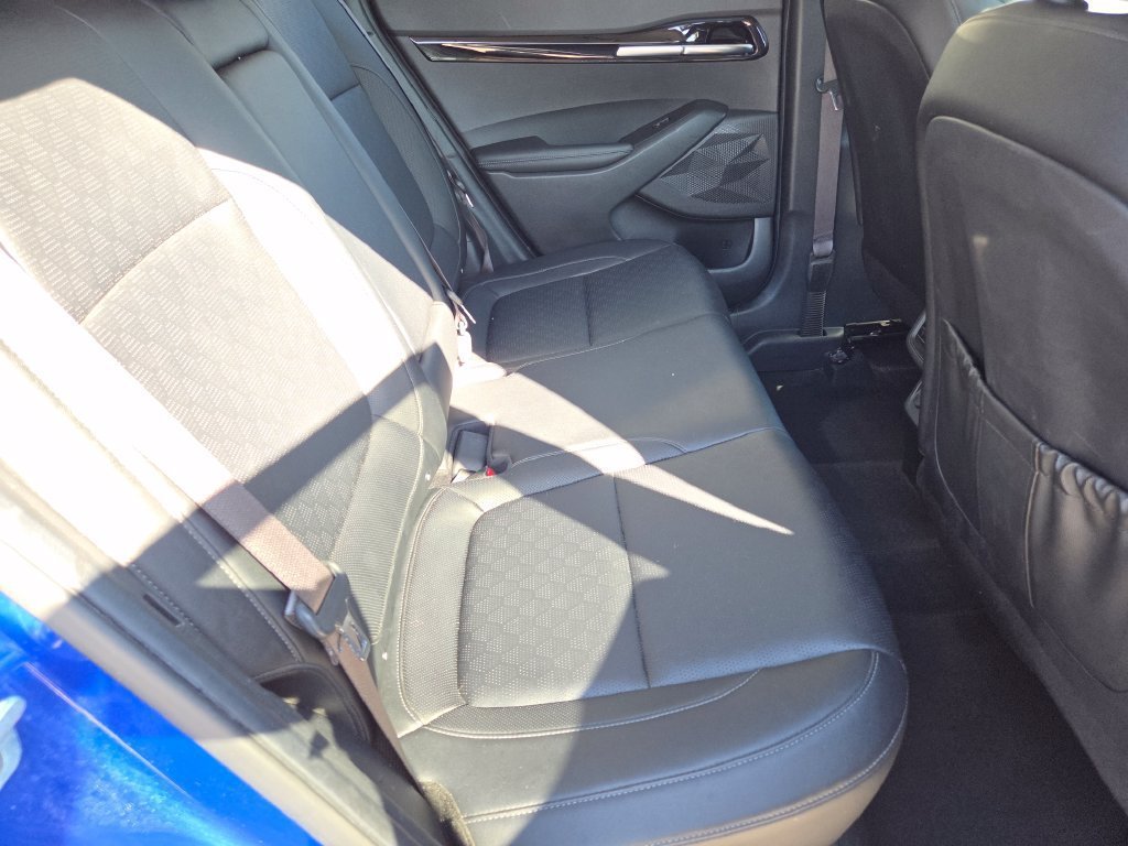 Used 2021 Neptune Blue Kia EX image 5
