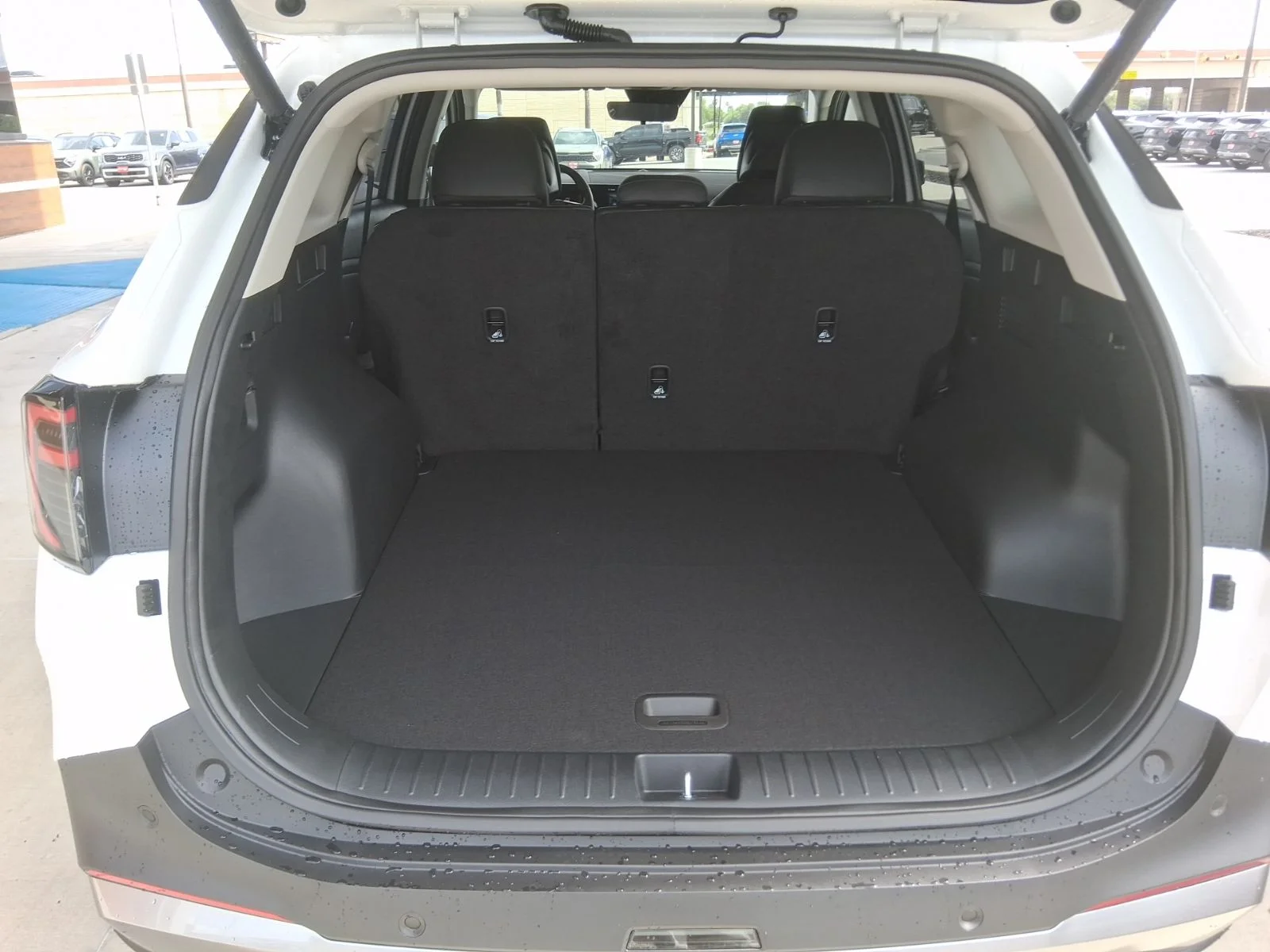 New 2026 White Kia EX image 7