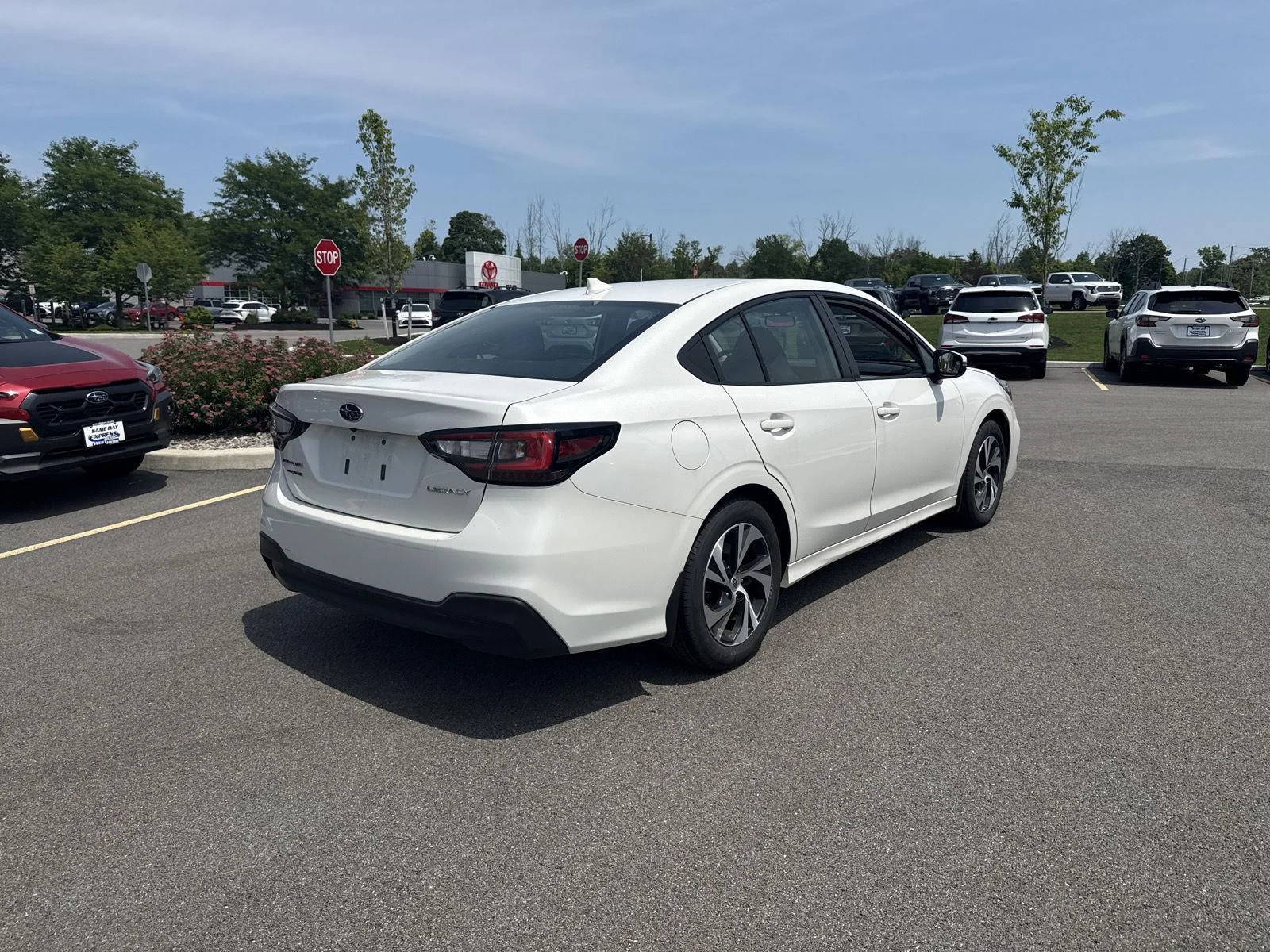 Used 2024 Crystal White Pearl Subaru Premium image 4