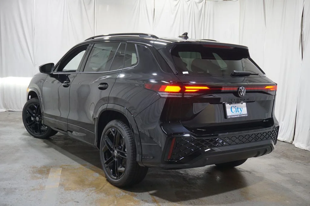 New 2026 Black Volkswagen 2.0T SE R-Line Black image 7
