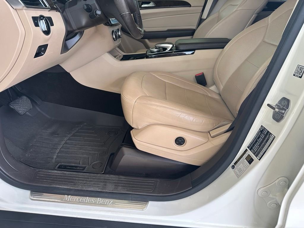 Used 2018 White Mercedes-Benz GLE 350 image 12