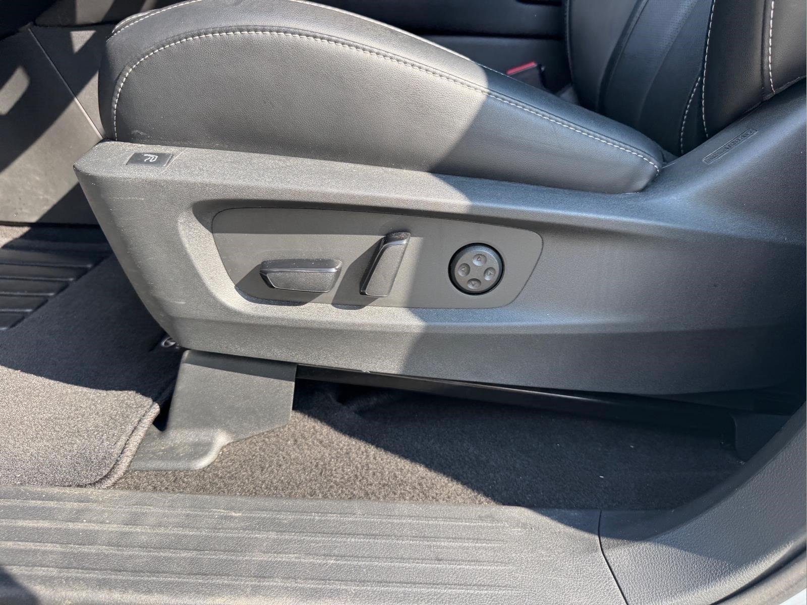 Used 2024 Majestic White INFINITI SENSORY image 20