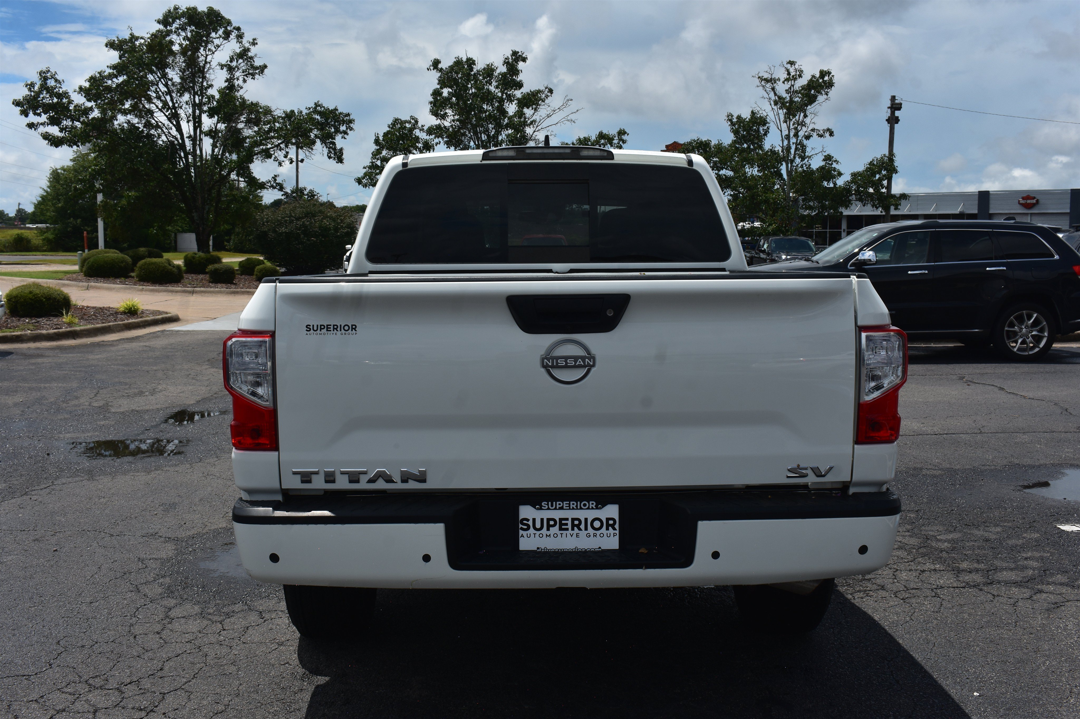 Used 2023 Glacier White Nissan SV image 6
