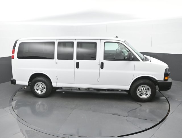 Used 2022 Summit White Chevrolet LS image 26
