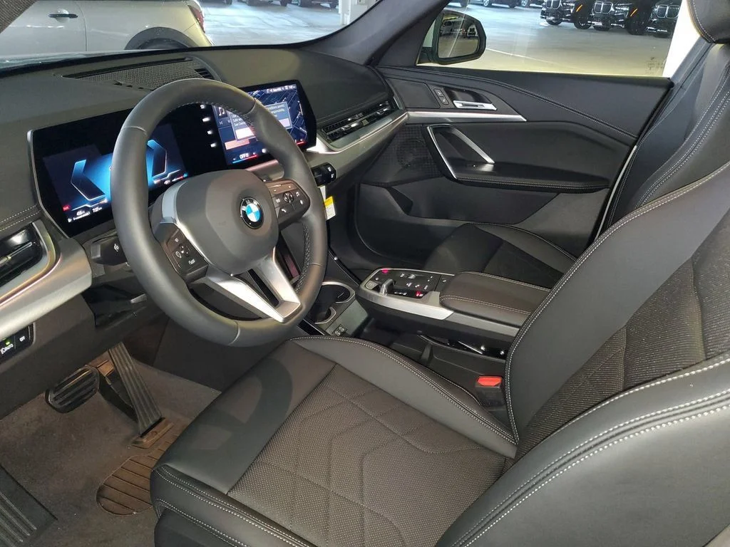 2026 BMW X1 28i - Photo 15