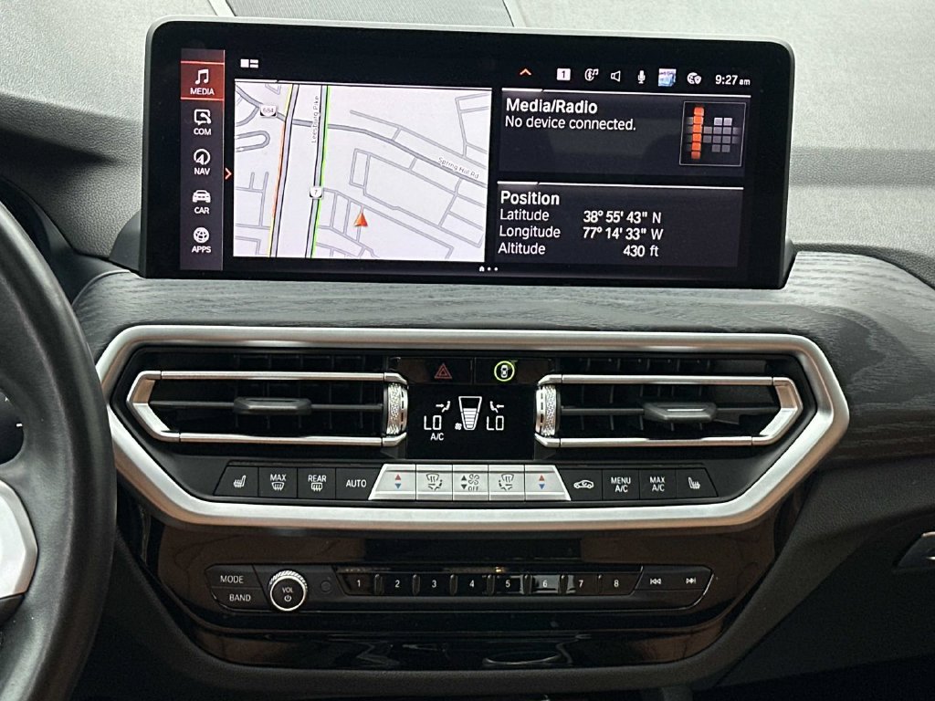 Used 2024 Carbon Black Metallic BMW xDrive30i image 23