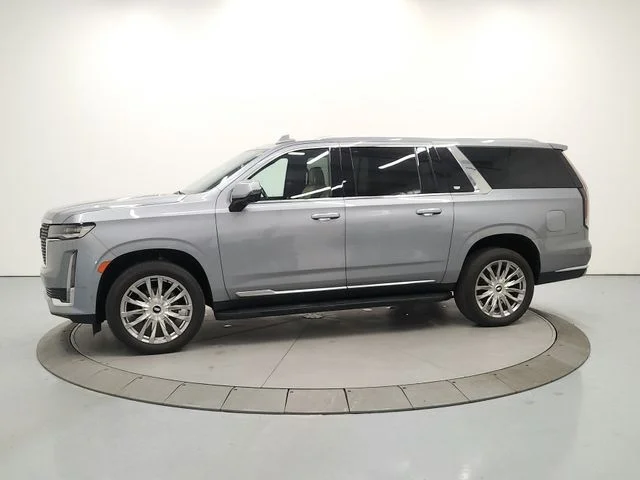 Used 2023 Silver Cadillac Premium image 4