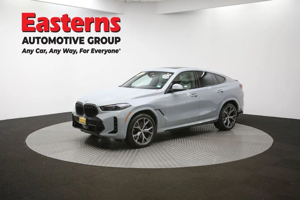 Used 2024 Gray BMW xDrive40i image 59