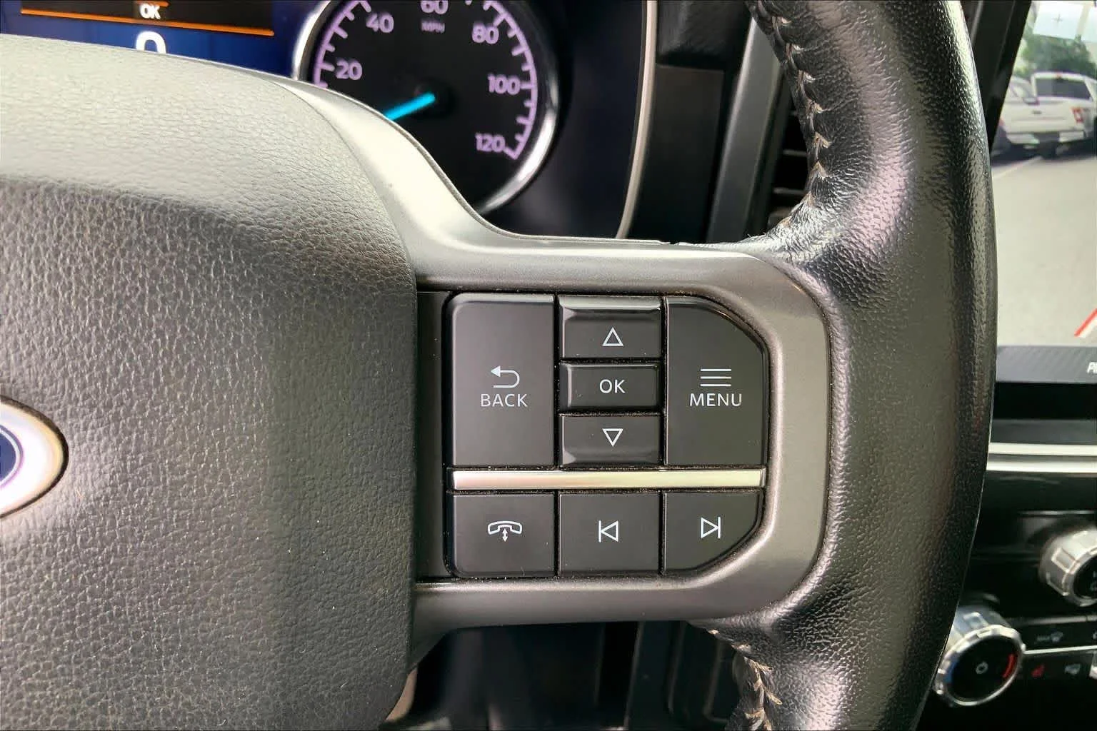Used 2022 Iconic Silver Metallic Ford XLT image 23