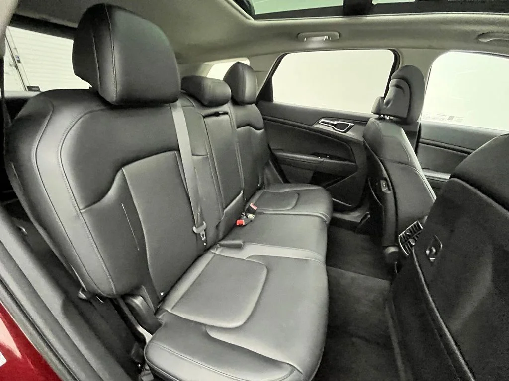 Used 2023 Red Kia SX image 38