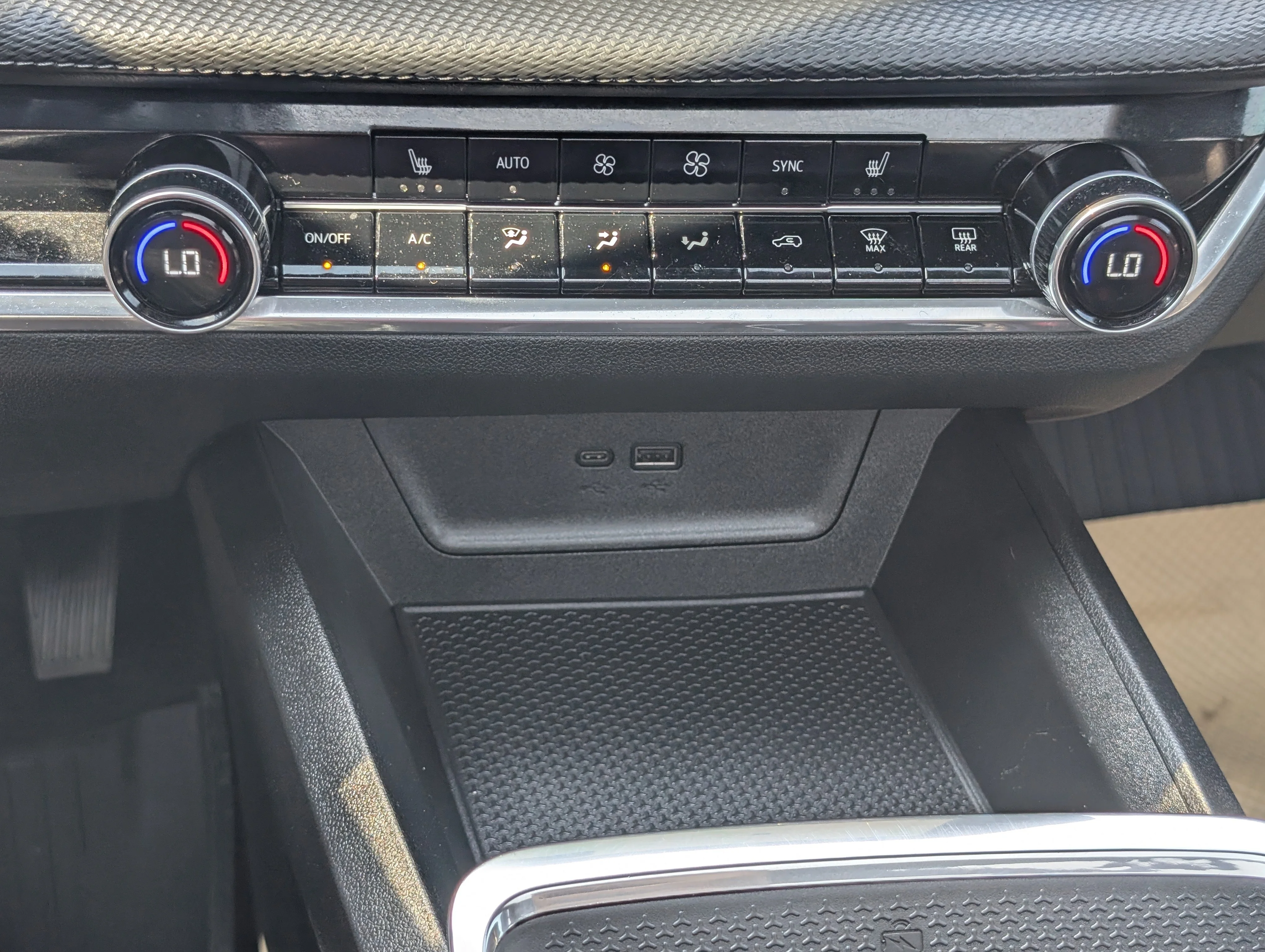 Used 2025 Lakeshore Blue Chevrolet AWD LT image 33