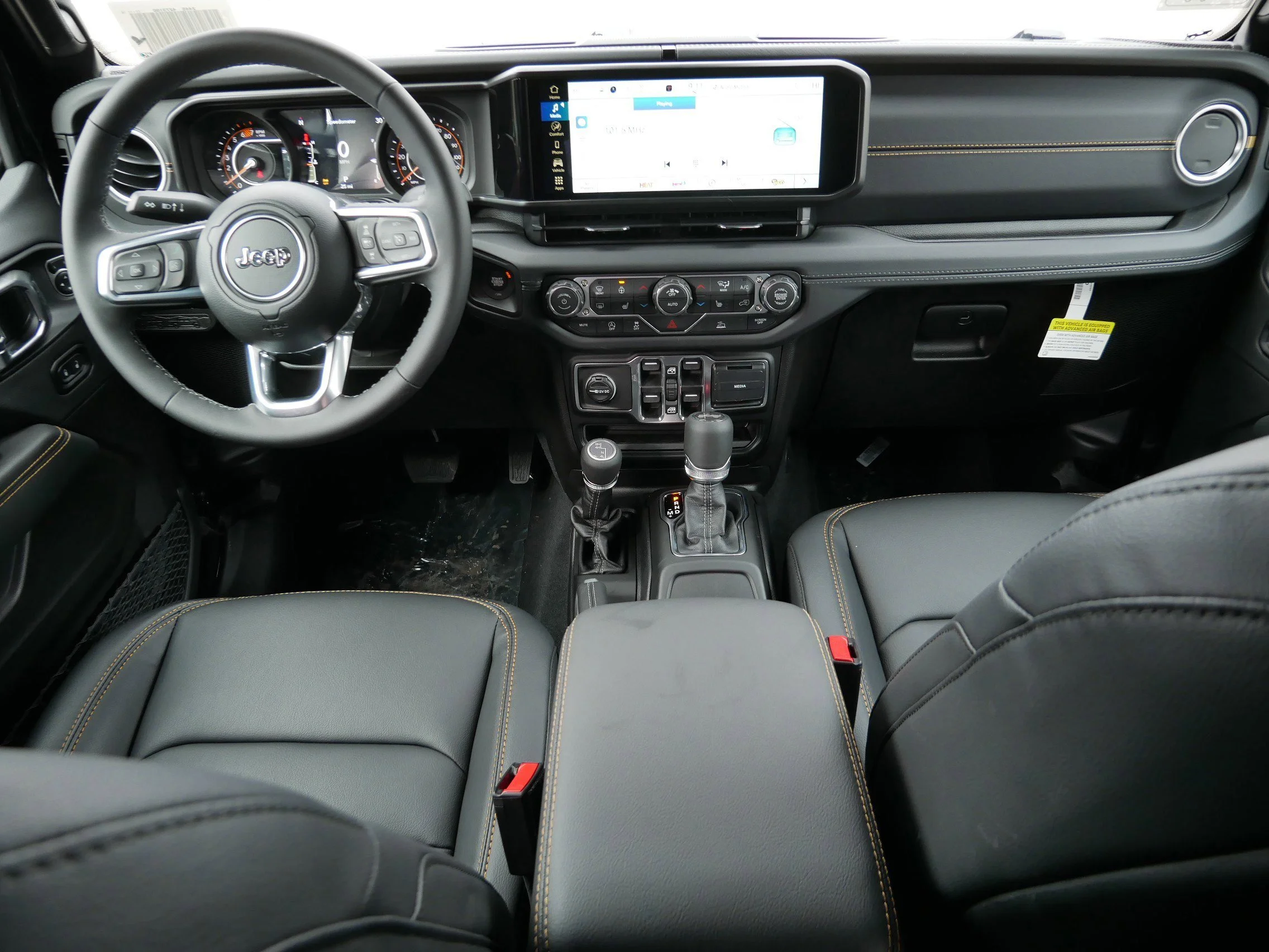 New 2026 Black Clear-Coat Exterior Paint Jeep Sahara image 12