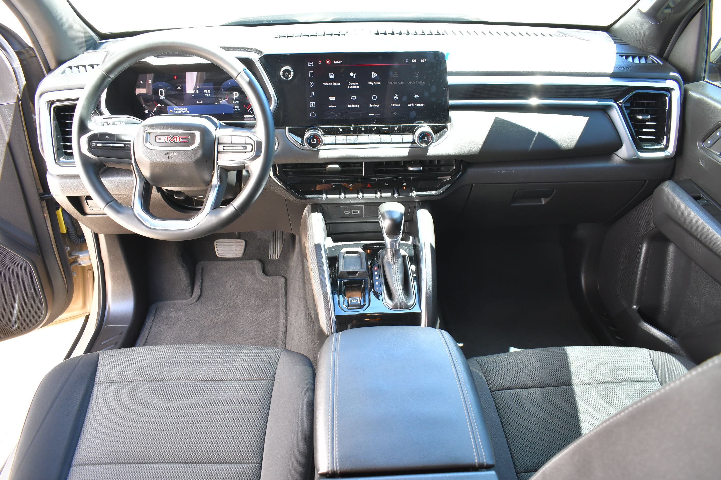 Used 2024 Desert Sand Metallic GMC Elevation image 16