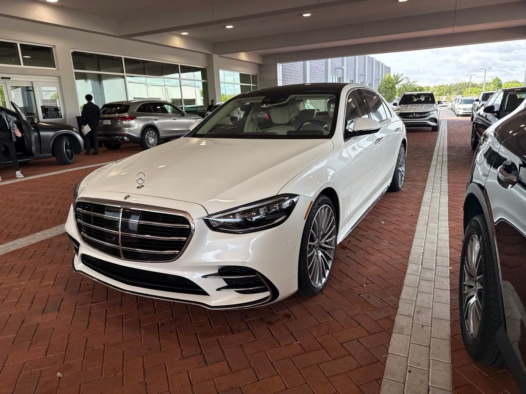 Certified Used 2022 White Mercedes-Benz S 500 image 2