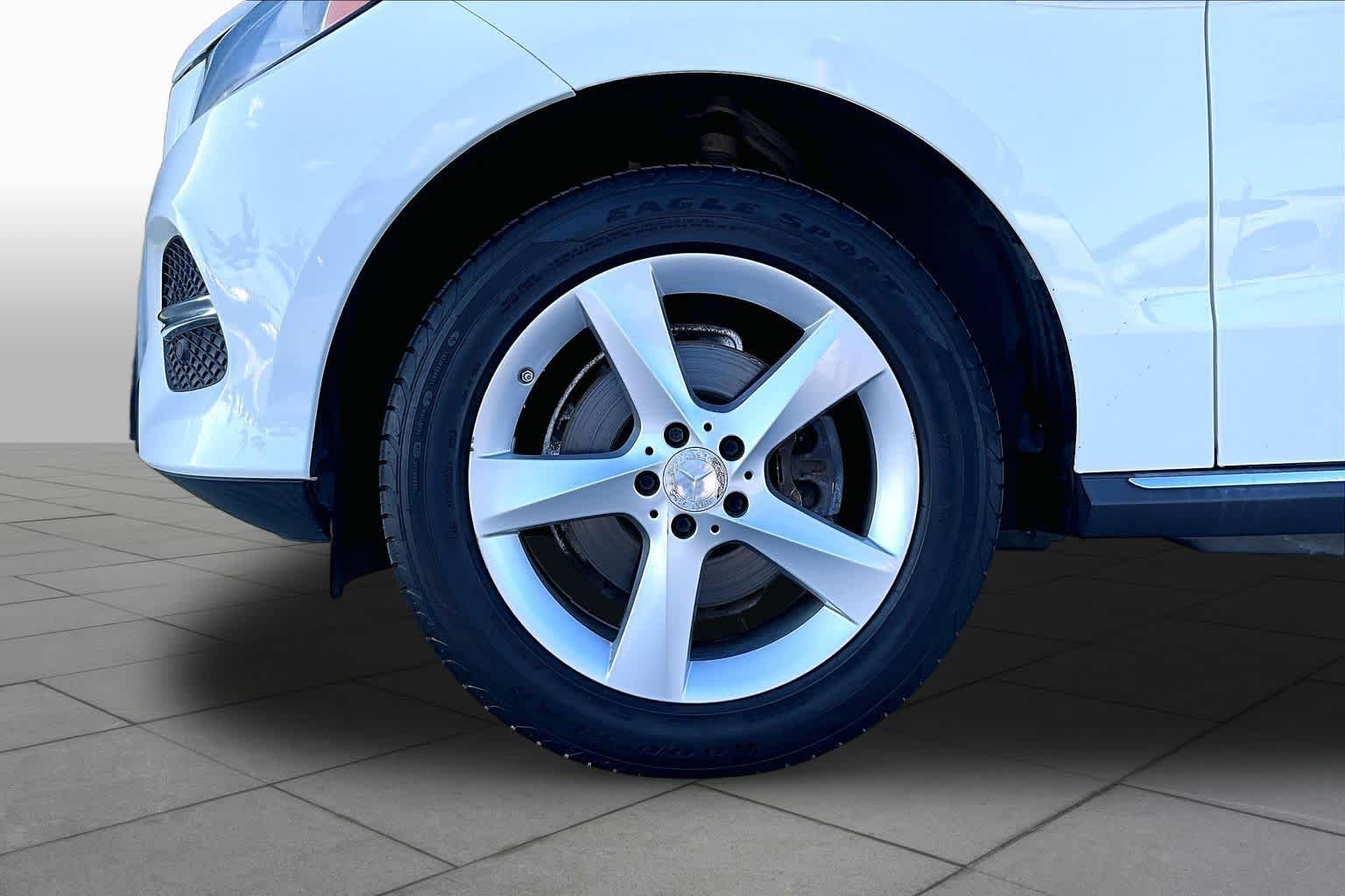 Used 2016 Polar White Mercedes-Benz GLE 350 image 11