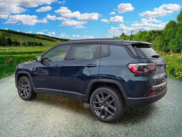 New 2026 Fathom Blue Pearl-Coat Exterior Paint Jeep Limited image 4