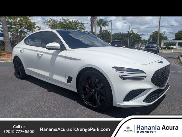 Used 2023 White Genesis 3.3T image 1