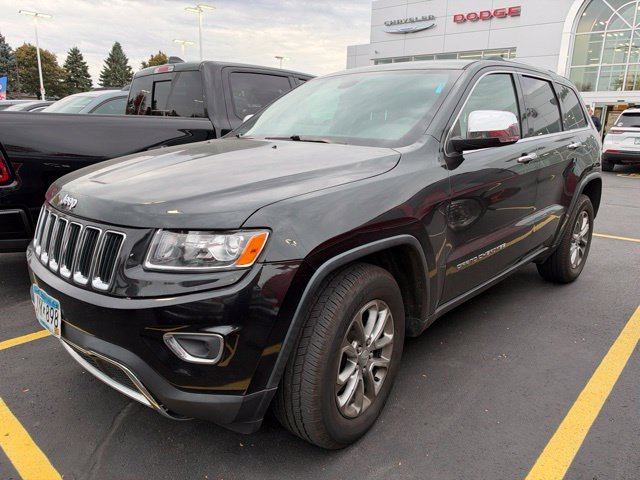Used 2016 Black Jeep Limited image 3