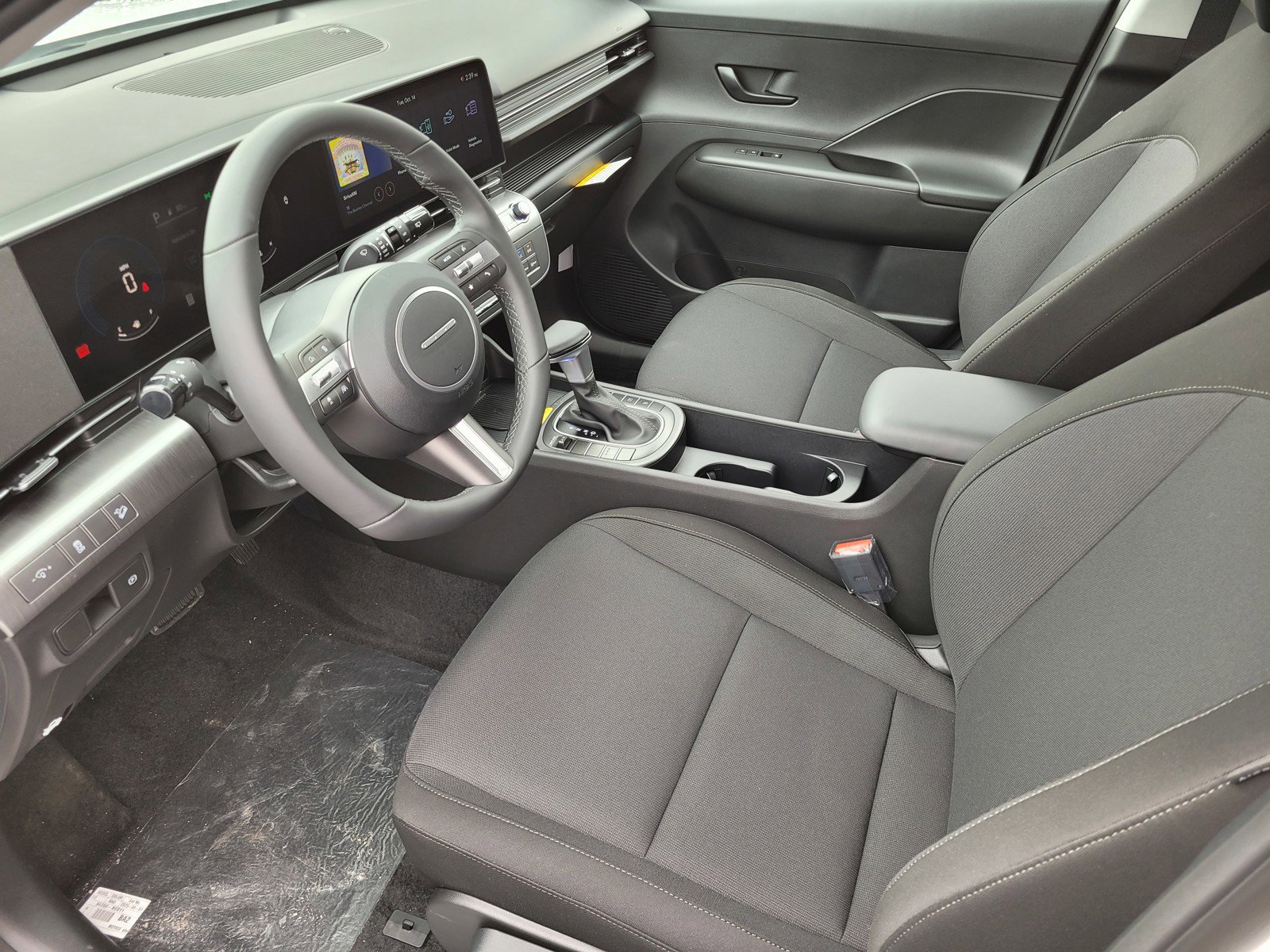 2026 Hyundai Kona SEL photo 4